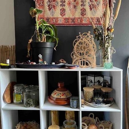 Charmant Appartement Proche Paris Сент-Уен Екстериор снимка