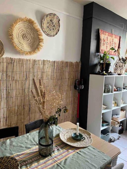 Charmant Appartement Proche Paris Сент-Уен Екстериор снимка